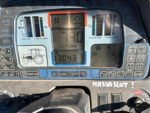 afbeelding van New Holland G210 40km/h